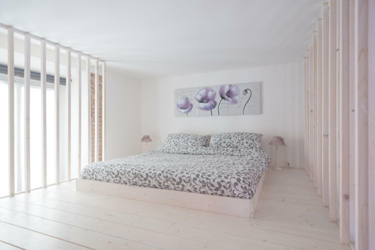 New Loft In The Heart Of Bologna Apartamento Exterior foto